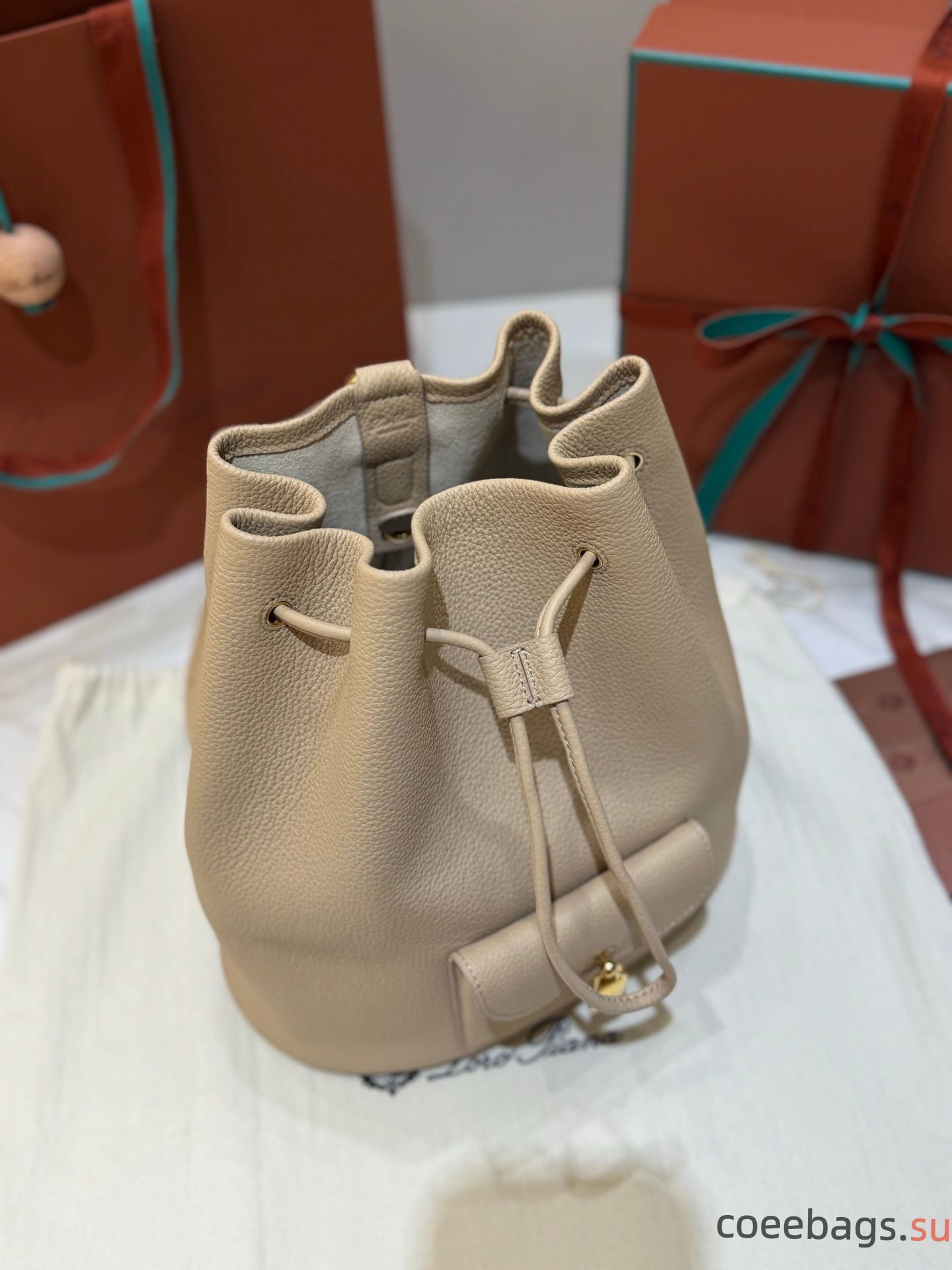L0r0 P1ana Extra Drawstring L27 Backpack-25x 27x14CM