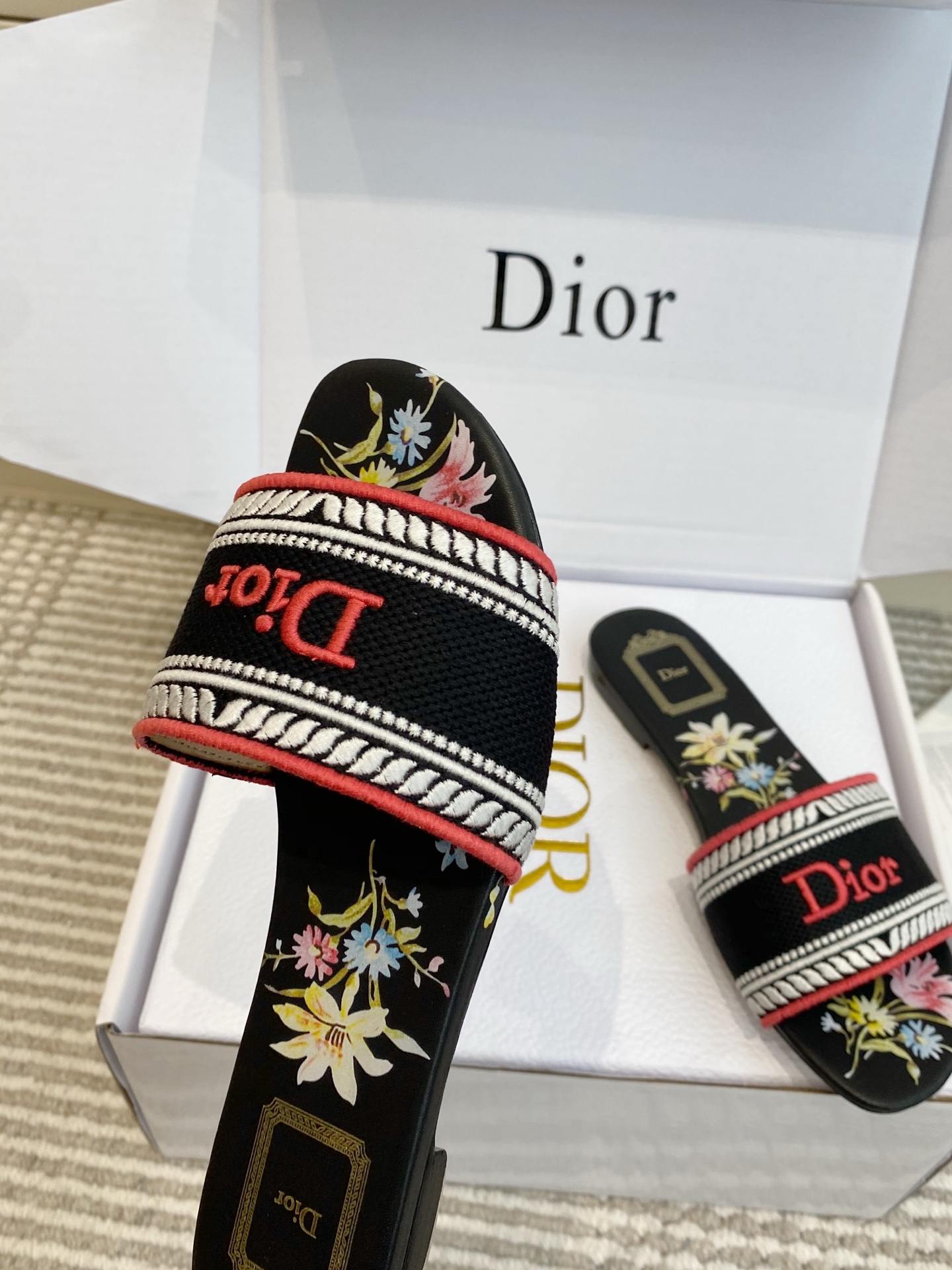 Diro Slippers