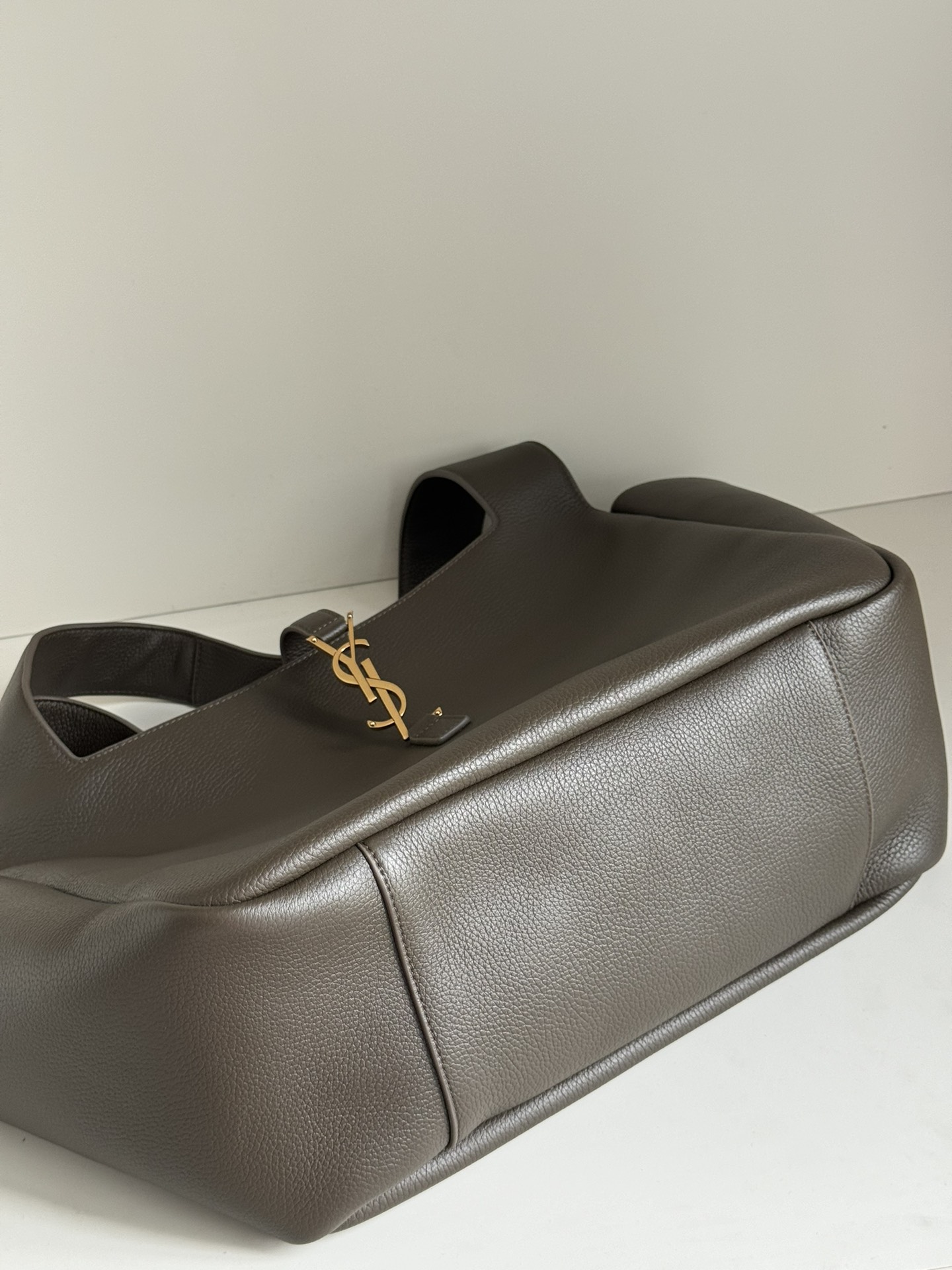 Y51 Hobo Tote-50*28*18CM