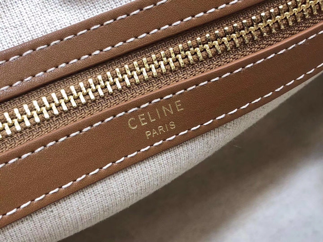 Celin Cabas Triomphe Tote-43*31* 15CM
