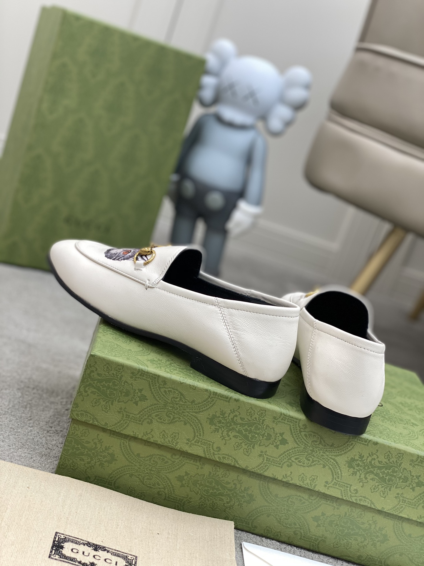 G*u*i loafers