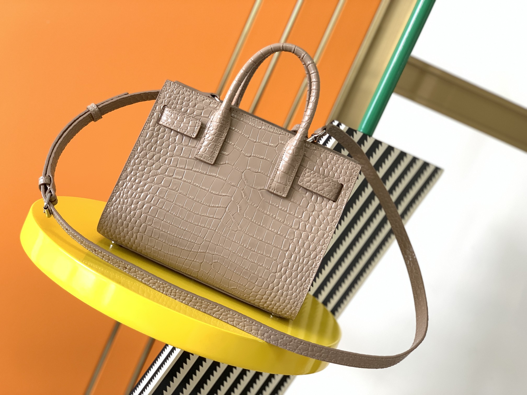 Y*L sac de jour-22x18x10.5cm